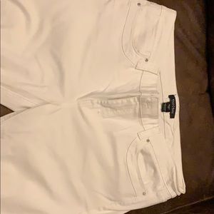 White House black market blanc Capri Jeans size 12